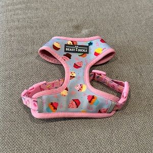Beast & Buckle Reversible Cupcake Harness - Sz Xs